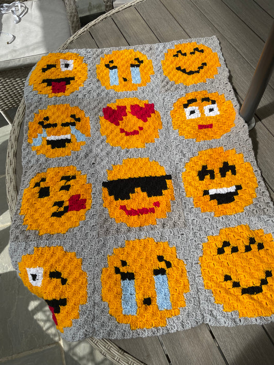 Emoji blanket